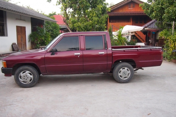 ขายถูก ln56 (hero) 4ประตูสภาพสวย รถเดิมเชียงใหม่ ราคา 75,000.- (ที่เชียงใหม่) ขายถูก ln56 (hero) 4ประตูสภาพสวย รถเดิมเชียงใหม่ ราคา 75,000.- (ที่เชียงใหม่)