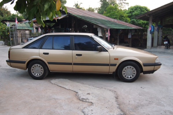 ลดราคา mazda 626 สภาพสวย 26,000.- (ที่เชียงใหม่) ลดราคา mazda 626 สภาพสวย 26,000.- (ที่เชียงใหม่)