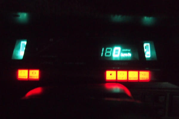 ลดราคา mazda 626 สภาพสวย 26,000.- (ที่เชียงใหม่) ลดราคา mazda 626 สภาพสวย 26,000.- (ที่เชียงใหม่)