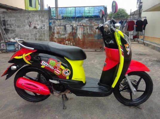 Scoopy-i สีชมพู-ดำ (ล้อแม็ก) สภาพนางฟ้า สวยๆราคาถูกครับ