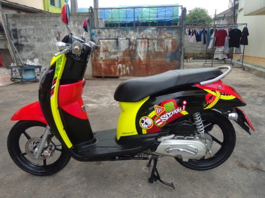 Scoopy-i สีชมพู-ดำ (ล้อแม็ก) สภาพนางฟ้า สวยๆราคาถูกครับ