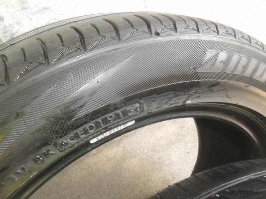 ยาง BRIDGESTONE 205/55R16ปี13 สวยๆ 4 เส้น ราคา 2300 บาท