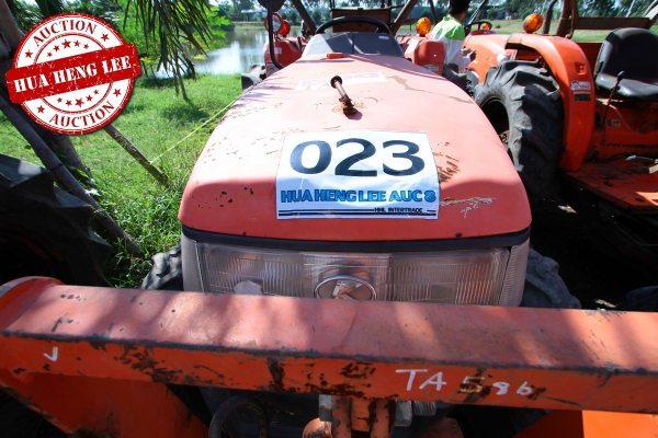 AUC 8 Code 023 แทรกเตอร์ kubota l4508DI ราคา เริ่มต้นการประมูล 205,000 บาท