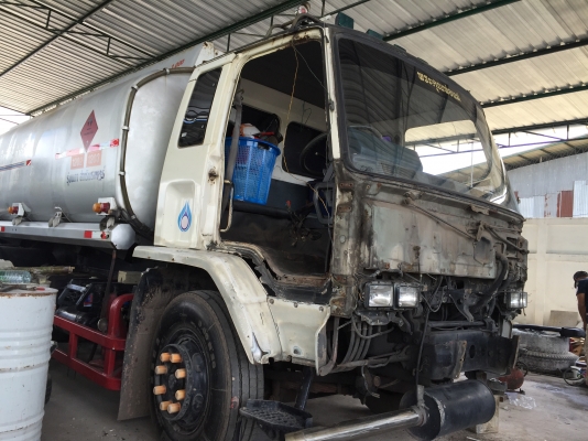 รับซ่อมรถ อุบัติเหตุ หนักเบา อาบน้ำ เก็บงาน ทำสี