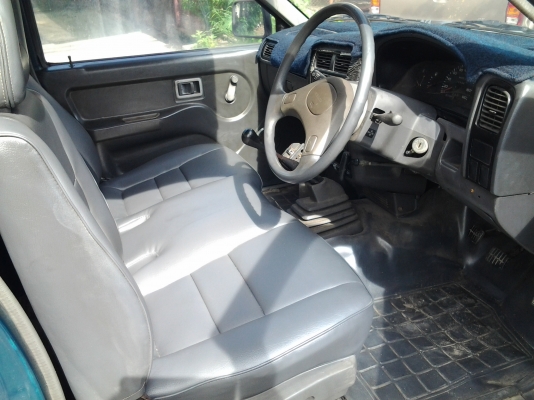 NISSAN BIGM เครื่องBD25ฝาแดง สภาพสวยๆ พร้อมวิ่งใช้งาน NISSAN BIGM เครื่องBD25ฝาแดง สภาพสวยๆ พร้อมวิ่งใช้งาน