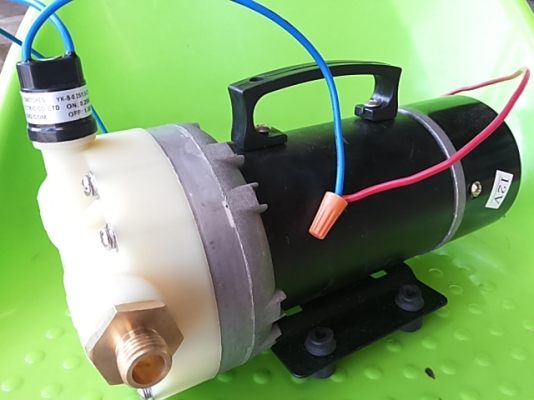 ปั้ม dc 12v.ใช้สูบน้ำมัน สูบน้ำใช้แรงเร็ว ของใหม่ใช้ทนๆ เก็บเงินปลายทางได้ มีคลิปทดสอบ ปั้ม dc 12v.ใช้สูบน้ำมัน สูบน้ำใช้แรงเร็ว ของใหม่ใช้ทนๆ เก็บเงินปลายทางได้ มีคลิปทดสอบ