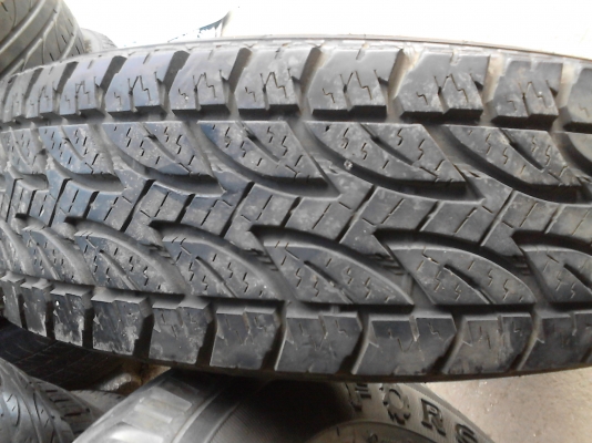 245/75R16 BRIDGESTONE DUELER A/T  มี 1 เส้น  TEL.081-427-3941