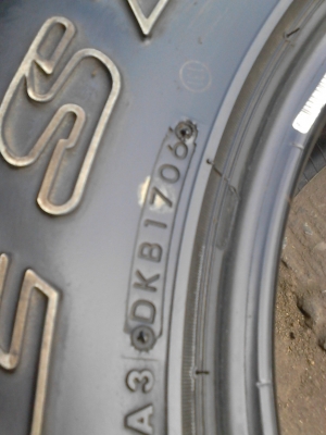 245/75R16 BRIDGESTONE DUELER A/T  มี 1 เส้น  TEL.081-427-3941