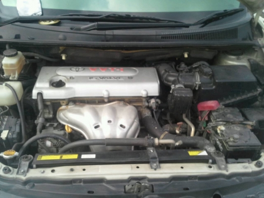 TOYOTA WISH เกียร์ออโต้ ปี 2004 กินแกสหัวฉีด ถังโดนัทแล้วครับ ไมล์น้อย