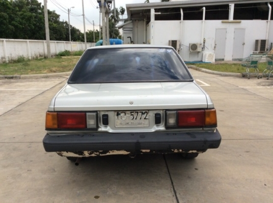 ขายนิสสัน ซันนี่ B11 ปี 93 เครื่อง 1.3 เกียร์ออโต้ กระจกไฟฟ้าคู่หน้า เบาะหนังสวยๆ ไม่มีขาด แอร์เย็น สีมีริ้วรอย เครื่องดี เกียร์เปลี่ยนนิ่ม ยางดี รถขับกลับได้เลยครับ เอกสารพร้อมครับ