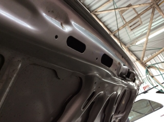 ขายนิสสัน ซันนี่ B11 ปี 93 เครื่อง 1.3 เกียร์ออโต้ กระจกไฟฟ้าคู่หน้า เบาะหนังสวยๆ ไม่มีขาด แอร์เย็น สีมีริ้วรอย เครื่องดี เกียร์เปลี่ยนนิ่ม ยางดี รถขับกลับได้เลยครับ เอกสารพร้อมครับ