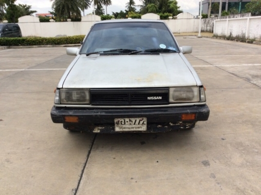 ขายนิสสัน ซันนี่ B11 ปี 93 เครื่อง 1.3 เกียร์ออโต้ กระจกไฟฟ้าคู่หน้า เบาะหนังสวยๆ ไม่มีขาด แอร์เย็น สีมีริ้วรอย เครื่องดี เกียร์เปลี่ยนนิ่ม ยางดี รถขับกลับได้เลยครับ เอกสารพร้อมครับ