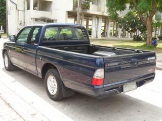 MITSUBISHI STRADA MEGACAB GLX 2.8 MT ปี 2004 จัดไฟแนนซ์ได้ ไม่ต้องมีคนค้ำ T.086-527-9533