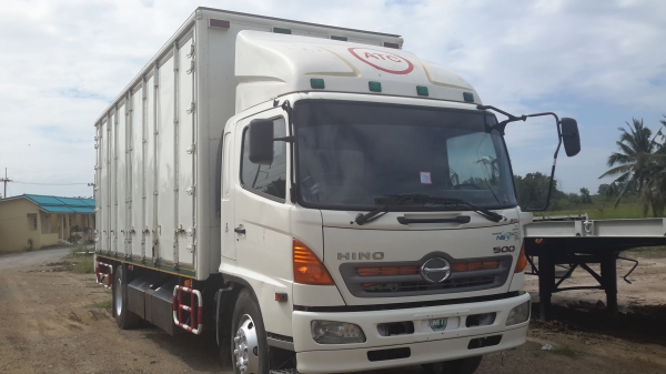 รถหกล้อตู้บรรทุกตู้สิบบาน ก๊าซ CNG แท้จากโรงงาน ปี 53