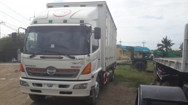 รถหกล้อตู้บรรทุกตู้สิบบาน ก๊าซ CNG แท้จากโรงงาน ปี 53