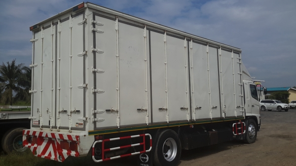 รถหกล้อตู้บรรทุกตู้สิบบาน ก๊าซ CNG แท้จากโรงงาน ปี 53