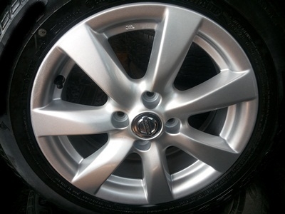 ขายล้อแม็กNISSAN ALMERA VL (รุ่นTOP) พร้อมยาง 4 ล้อ