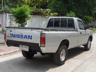 NISSAN BIGM FRONTIER1 2 SINGLE 2.5Di MT ปี 2007 ขายถูก T.086-527-9533