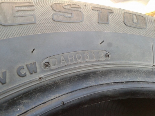 ฝากหน่อยครับเผื่อใครสนใจยางเดิมติดรถ bs 840 255/65/17 ปี 13 ดอเต็ม 90\% ชุดละ 3900 บาท ฝากหน่อยครับเผื่อใครสนใจยางเดิมติดรถ bs 840 255/65/17 ปี 13 ดอเต็ม 90\% ชุดละ 3900 บาท