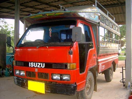 ISUZU NKR55E สองแถวสภาพดี ไม่มีผุ เครื่องดี ช่วงล่างดี คัดซีสวย พร้อมใช้สุดๆ