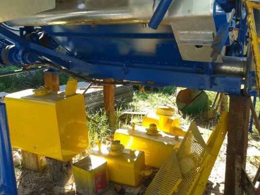 ขายชุดบน เกษตรพัฒนา ไอ้หนุ่มไวไฟปี 53 ตู้ คอ ใช้งานใด้ปกติ อุปกรณ์ตามรูป