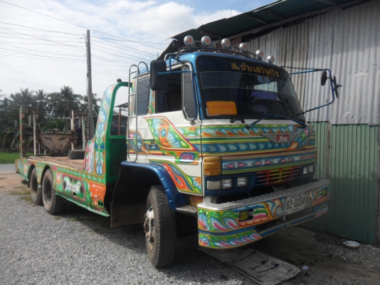 HINO KT 725  สองเพลา รถสวยๆ พร้อมใช้งาน รถอยู่..พิดโลก..คร๊าบ ราคาต่อรองได้ติดต่อ ช่างหมึก 087-5262497