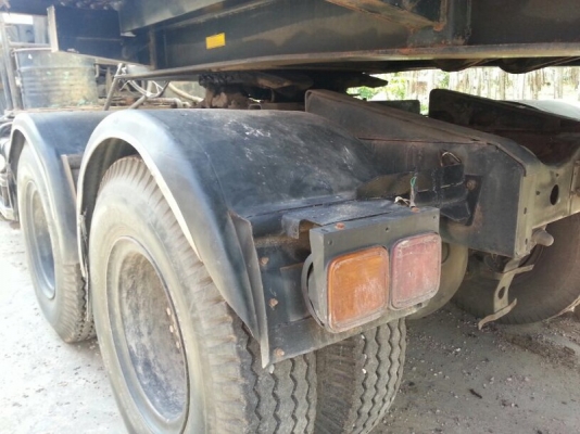 รถฮีโน่ 10 ล้อ  หัวลาก  320 แรงม้า. ปี 47  ( ขายแม่ , ลูก )  สนใจติดต่อ 081 - 6079515