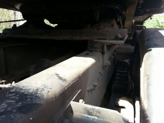 รถฮีโน่ 10 ล้อ  หัวลาก  320 แรงม้า. ปี 47  ( ขายแม่ , ลูก )  สนใจติดต่อ 081 - 6079515