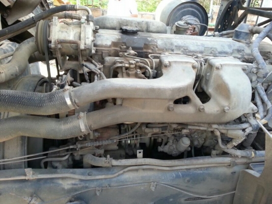 รถฮีโน่ 10 ล้อ  หัวลาก  320 แรงม้า. ปี 47  ( ขายแม่ , ลูก )  สนใจติดต่อ 081 - 6079515