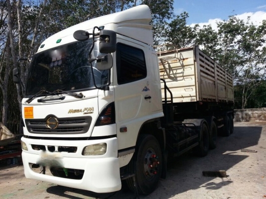 รถฮีโน่ 10 ล้อ  หัวลาก  320 แรงม้า. ปี 47  ( ขายแม่ , ลูก )  สนใจติดต่อ 081 - 6079515