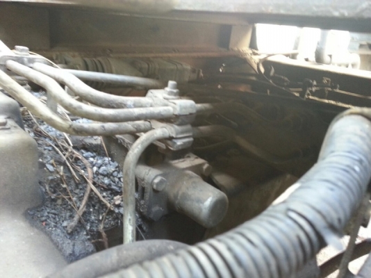 รถฮีโน่ 10 ล้อ  หัวลาก  320 แรงม้า. ปี 47  ( ขายแม่ , ลูก )  สนใจติดต่อ 081 - 6079515