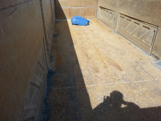 รถฮีโน่ 10 ล้อ  หัวลาก  320 แรงม้า. ปี 47  ( ขายแม่ , ลูก )  สนใจติดต่อ 081 - 6079515