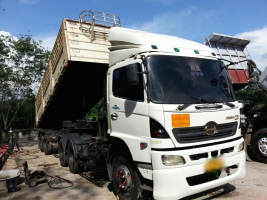 รถฮีโน่ 10 ล้อ  หัวลาก  320 แรงม้า. ปี 47  ( ขายเฉพาะแม่ . )   สนใจติดต่อ 081 - 6079515