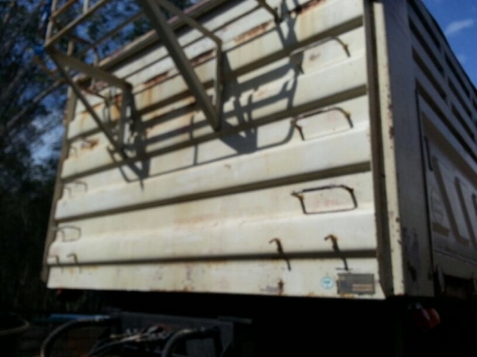 ขายหางพ่วง ซิมิดั้ม  2 เพลา. ปี 53  สนใจติดต่อ 081 - 6079515