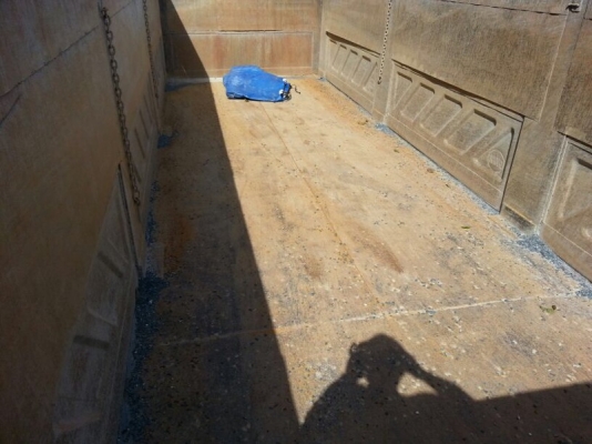 ขายหางพ่วง ซิมิดั้ม  2 เพลา. ปี 53  สนใจติดต่อ 081 - 6079515