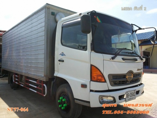 ขายด่วน รถบรรทุก 6 ล้อ HINO MEGA 150 แรงEURO-2 ตู้ 3 บาน รถห้างแท้ สภาพเดิมๆสวย พร้อมใช้สุดๆ ราคาสุดคุ้ม