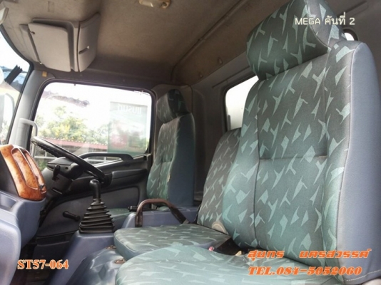 ขายด่วน รถบรรทุก 6 ล้อ HINO MEGA 150 แรงEURO-2 ตู้ 3 บาน รถห้างแท้ สภาพเดิมๆสวย พร้อมใช้สุดๆ ราคาสุดคุ้ม