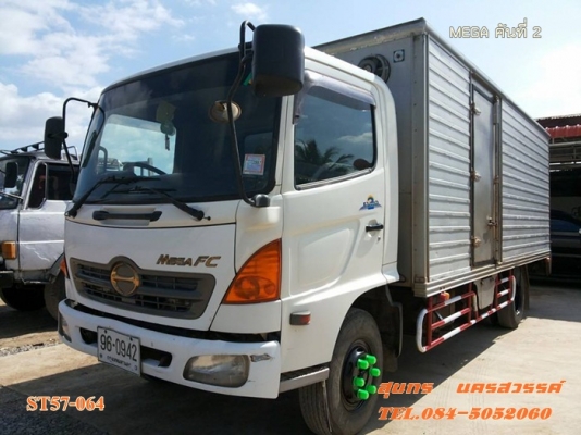 ขายด่วน รถบรรทุก 6 ล้อ HINO MEGA 150 แรงEURO-2 ตู้ 3 บาน รถห้างแท้ สภาพเดิมๆสวย พร้อมใช้สุดๆ ราคาสุดคุ้ม