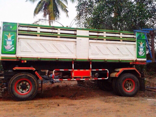 ขายลูกพ่วงดัมพ์อู่เอสที ฝาข้างสามมิตร 2 เพลา รถพร้อมใช้งาน ทะเบียนพร้อม