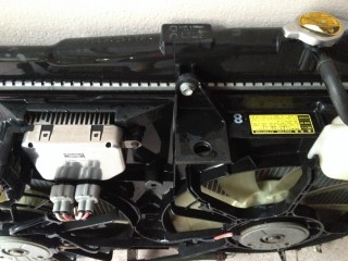 หม้อน้ำมีพัดลม ESTIMA ของเก่าญี่ปุ่นสภาพสวย หม้อน้ำมีพัดลม ESTIMA ของเก่าญี่ปุ่นสภาพสวย