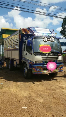 อีซูซุ2 เพลาไม่ดั้ม