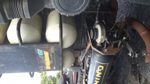 รถสิบล้อหัวลาก Hino 260 แรงม้าติดตั้งก๊าซ ปี48