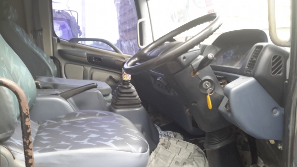 รถสิบล้อหัวลาก Hino 260 แรงม้าติดตั้งก๊าซ ปี48