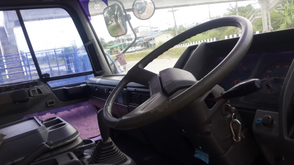 ขายรถหกล้อใหญ่เครื่อง195 FF3H ยาว 5.50 ม. รถห้างแท้เดิมๆ