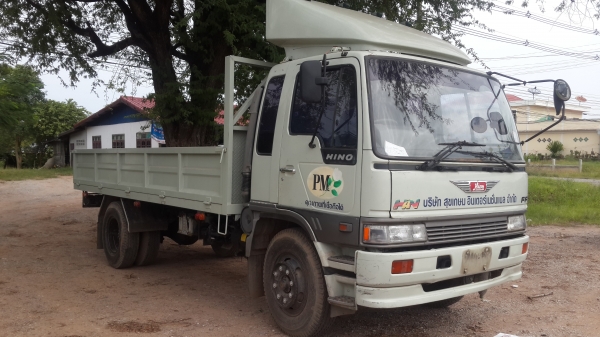 ขายรถหกล้อใหญ่เครื่อง195 FF3H ยาว 5.50 ม. รถห้างแท้เดิมๆ