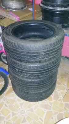 205/55/16 Dunlop ปลายปี 12 เกือบ 13 แล้ว สัปดาห์ที่ 48 สภาพสวย ดอกลึก ทุกล้อ