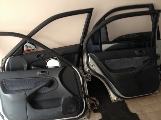 ประตู CIVIC ตาโตของครบๆเเผงในสวยๆของเก่าญี่ปุ่น