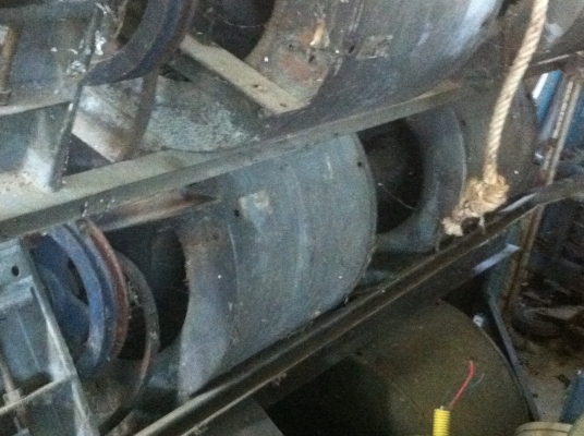 พัดลมแอร์ขนาดใหญ่แบบกรงกระรอกสองช่องพร้อมพลูเลย์ขับ(มี 3 ชุด)