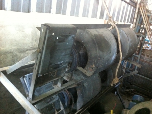 พัดลมแอร์ขนาดใหญ่แบบกรงกระรอกสองช่องพร้อมพลูเลย์ขับ(มี 3 ชุด)