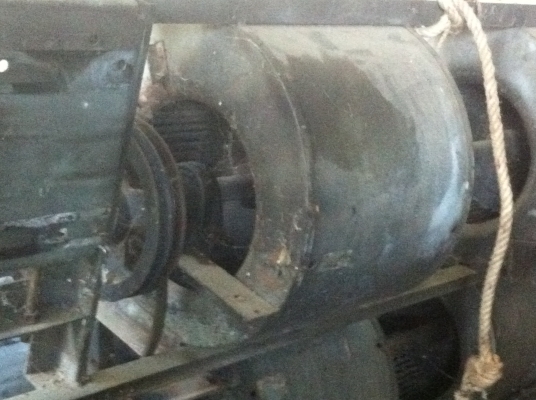 พัดลมแอร์ขนาดใหญ่แบบกรงกระรอกสองช่องพร้อมพลูเลย์ขับ(มี 3 ชุด)